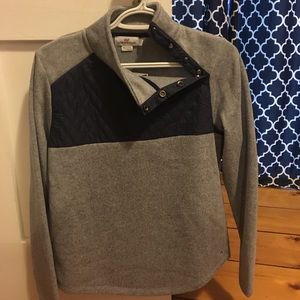 Vineyard Vines gray and blue fleece